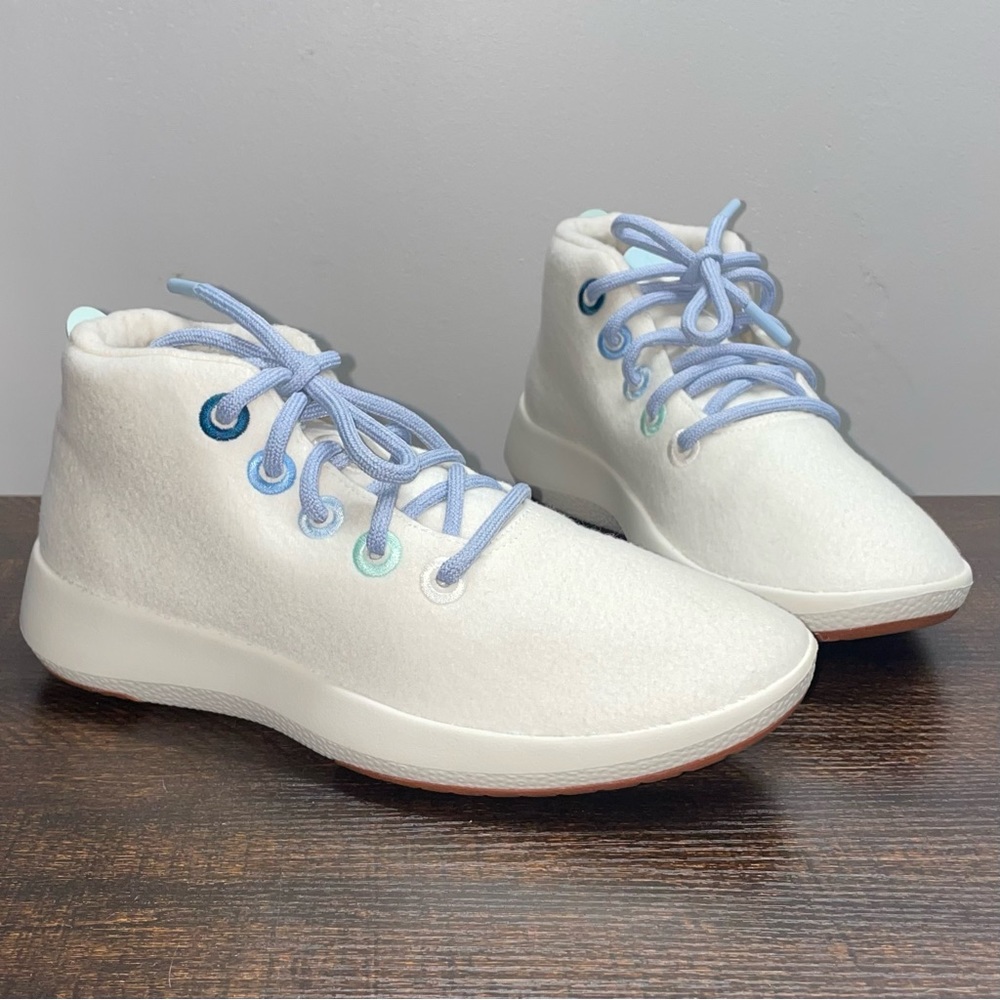 SOLD!!! Allbirds Womens Wool Runner Sneakers
Womens Size 8 
RARE COLORWAY